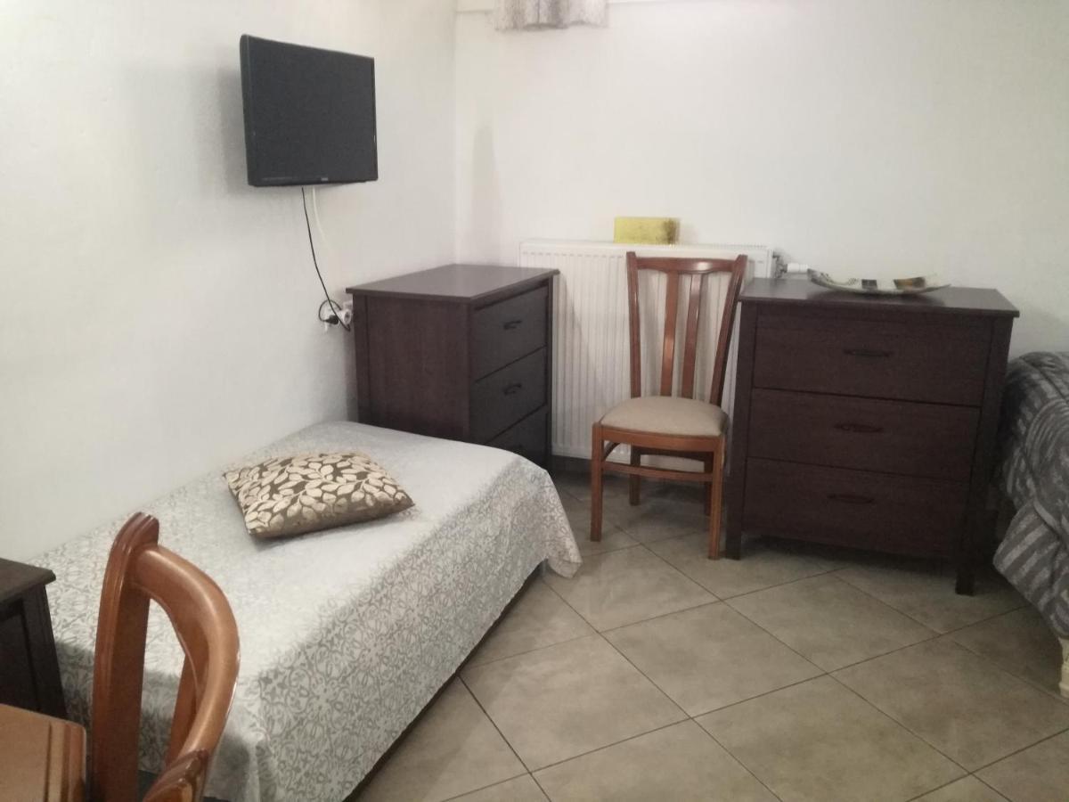 Maria'S Cozy Basement Studio ! Volos Buitenkant foto